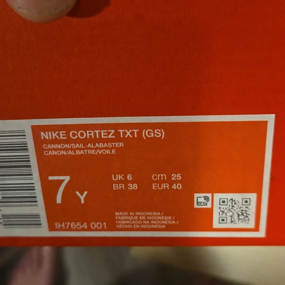 Nike Cortez TXT GS Cannon Sail Alabaster BRAND NEW 7Y Womens 8.5 - Picture 9 of 9